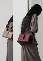 PLNE - Boky - Textured Black Cherry