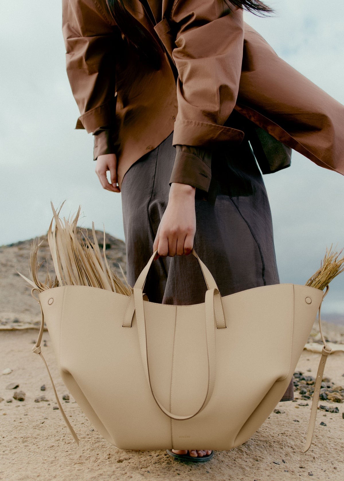 PLNE - Cyme - Textured Sand-3